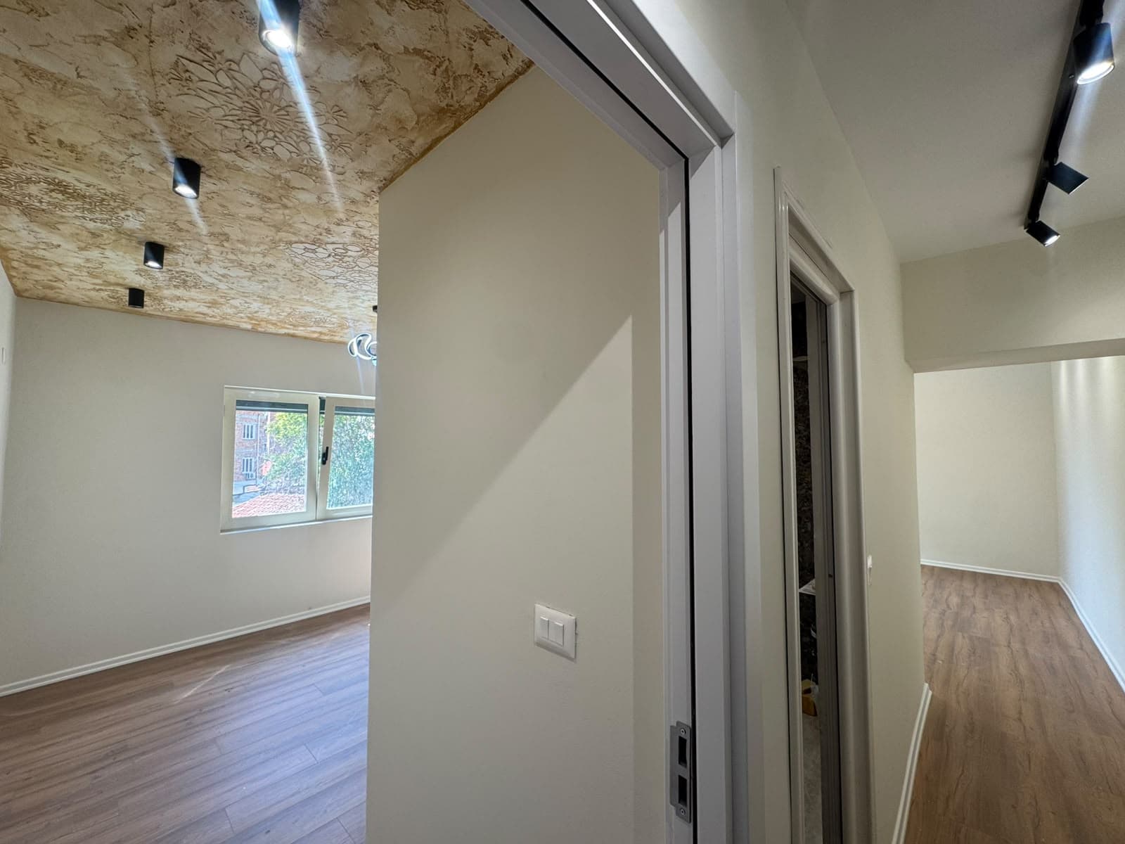 🏡 SHITET APARTAMENT 1+1 2