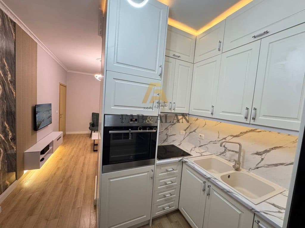🏡 Shitet Apartament 1+1 – Kodra e Diellit, tek Eleonora 2