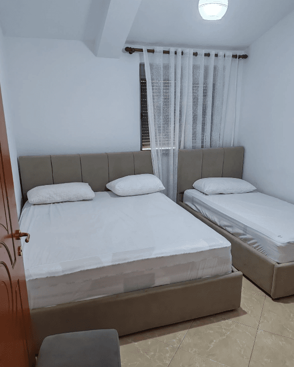Apartament 1+1 Me Qira në Rruga 5 Maji, Tiranë - 540€ | 75 m² 2