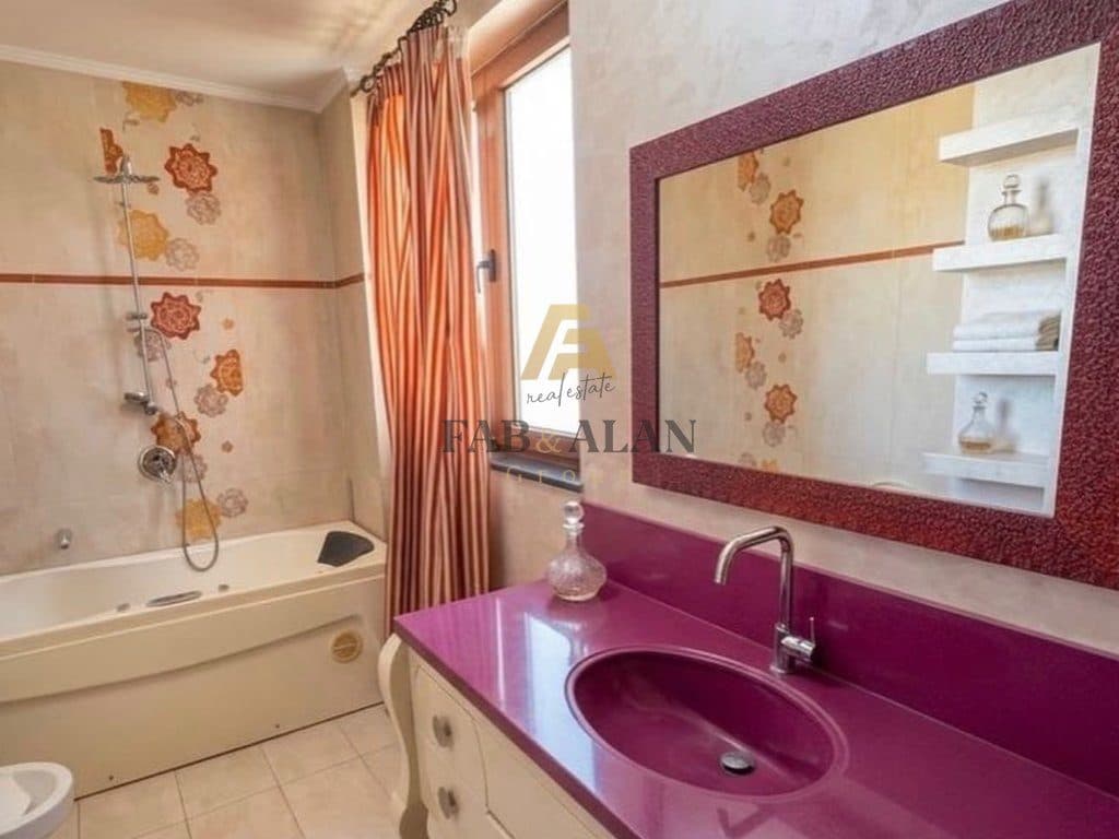 Penthouse 3+2 Në Shitje në Bulevardi Zogu i Parë, Tiranë - 580000€ | 161 m² 2