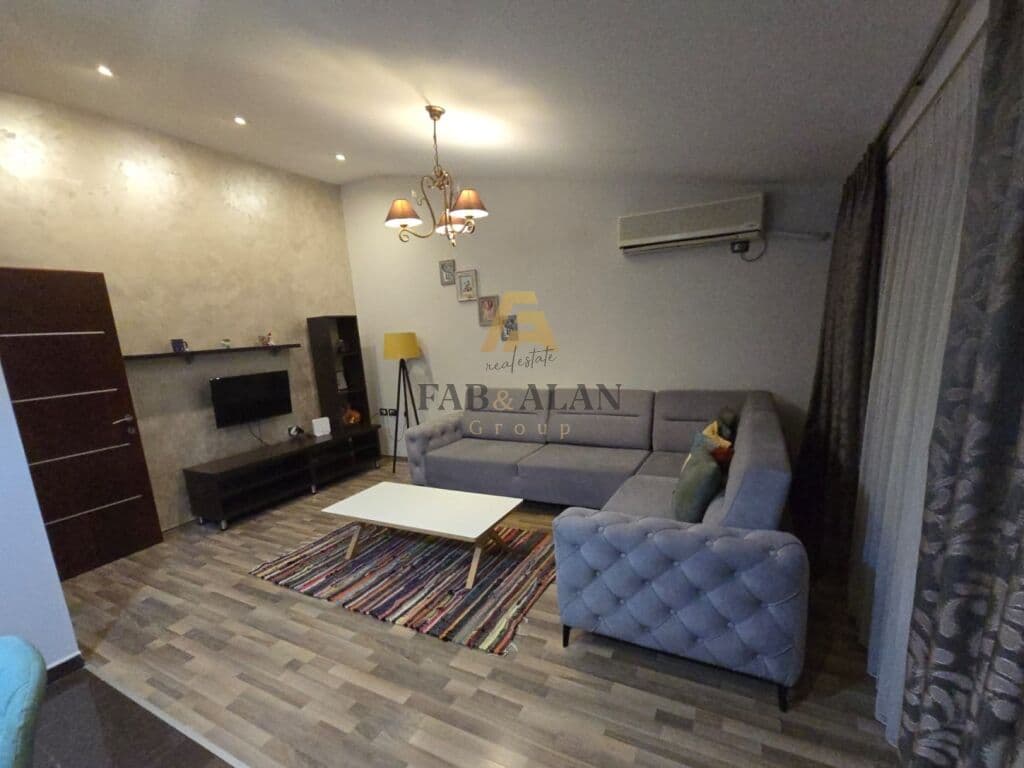 TEK ISH BLLOKU APARTAMENT 1+1 PER QERA!