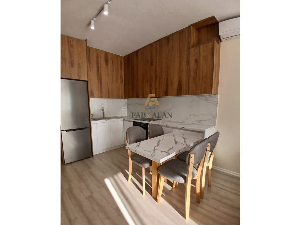 JEPET ME QERA APARTAMENT NE ZOG TE ZI 2+1! 2