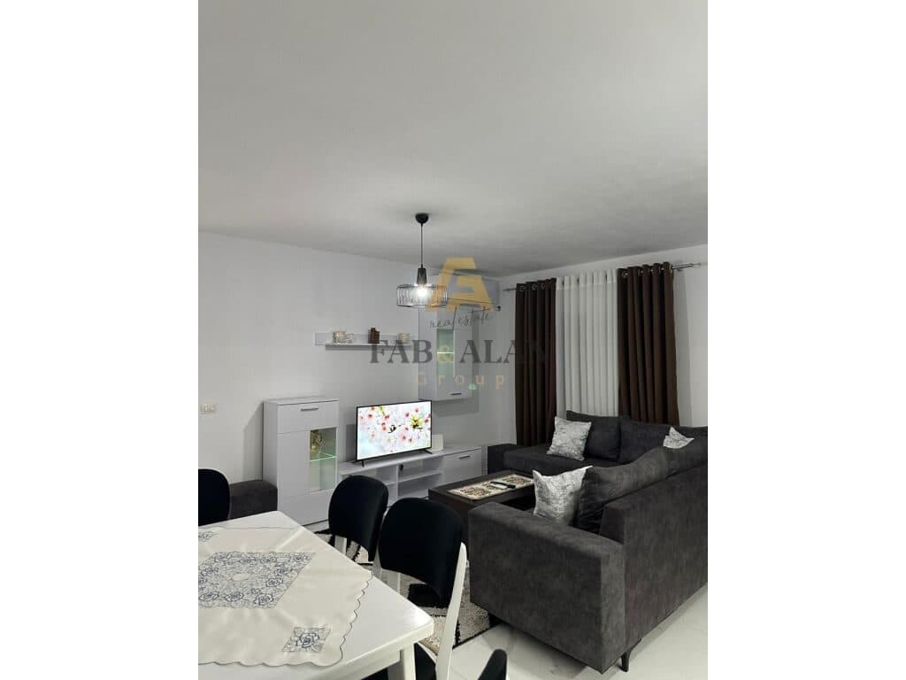 APARTAMENT 1+1 ME QERA TE RRUGA JORDAN MISJA! 1