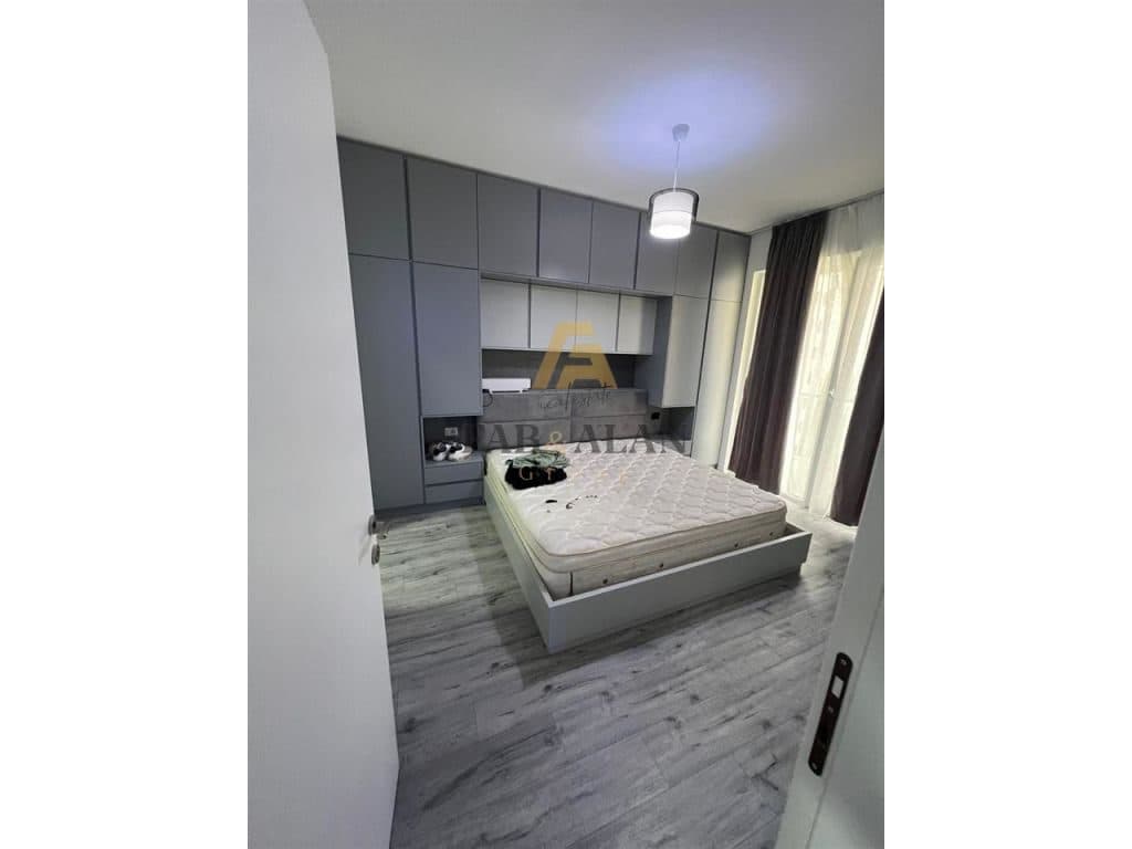 NE YZBERISHT APARTAMENT 2+1+2+ GARAZH PER QIRA! 2