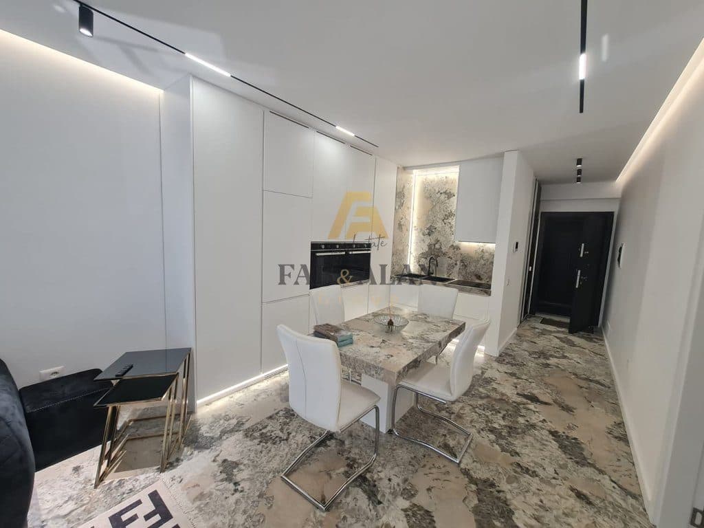 TEK LIQENI I THATE APARTAMENT 1+1+POST PARKIMI PER QERA! 2