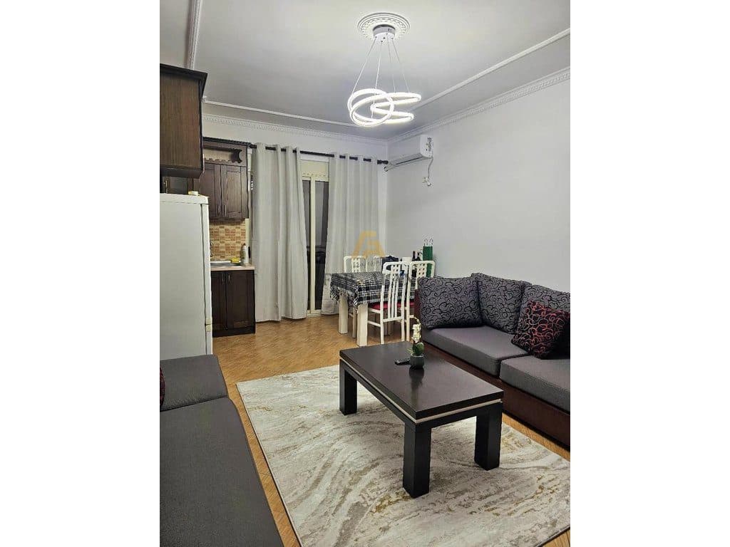 NE FRESK APARTAMENT 2+1+2 PER QERA! 3