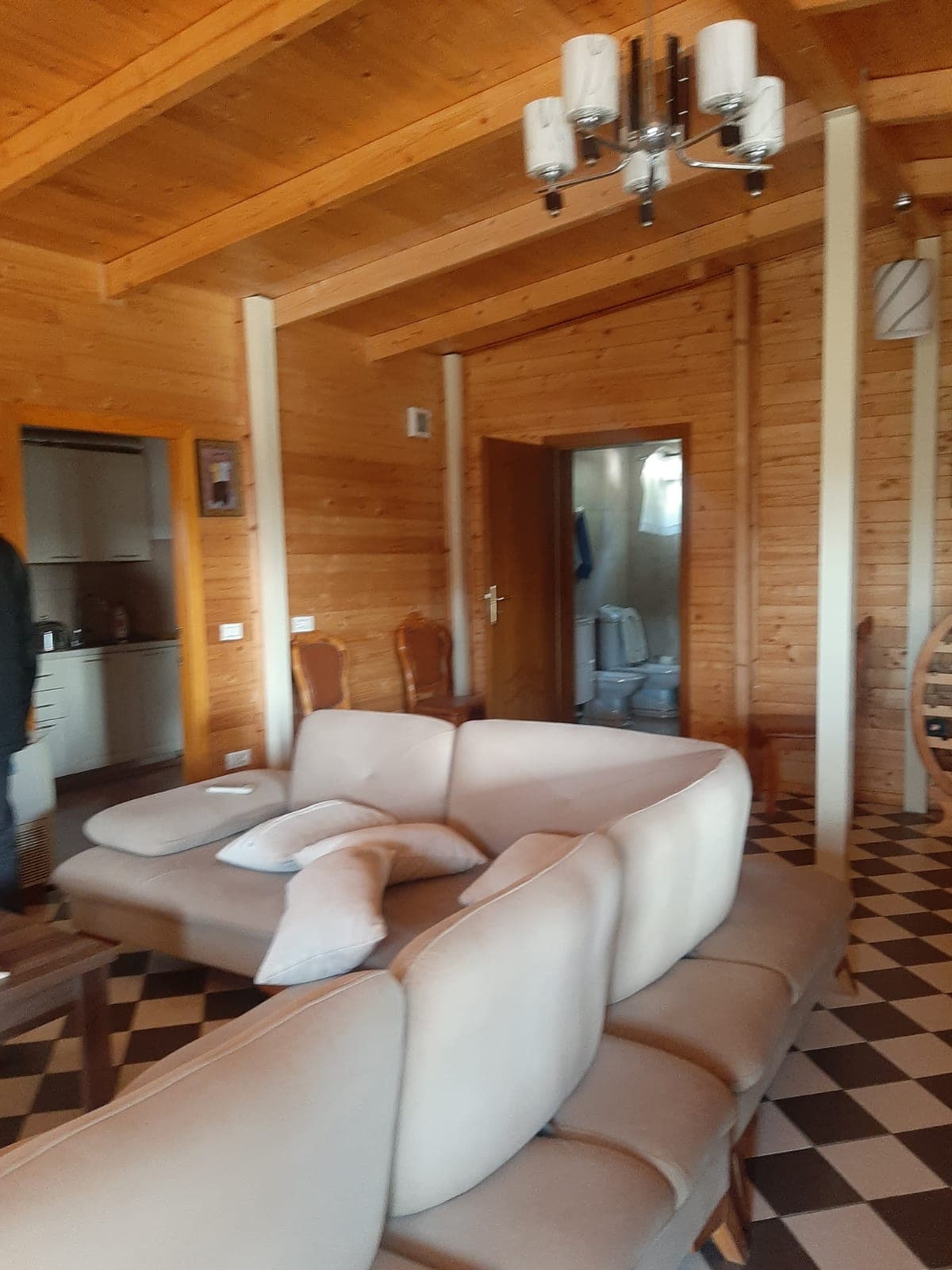 FERME + SHTEPI PRIVATE DRURI PER SHITJE NE GURRE TE MADHE! 4