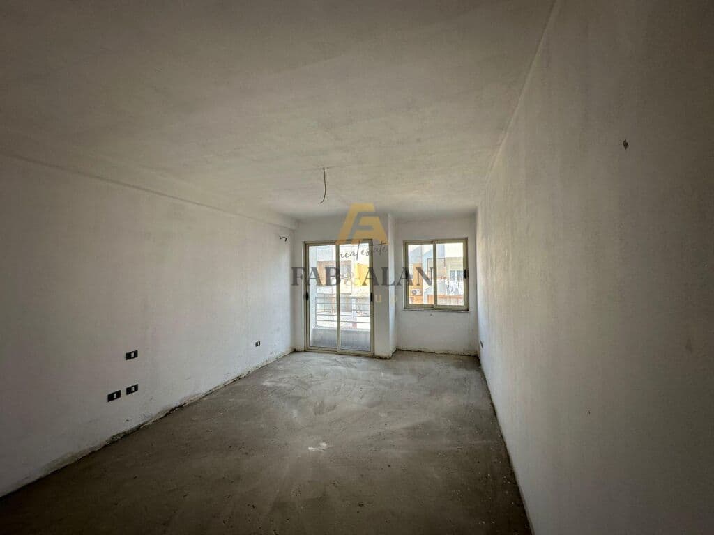 APARTAMENT 2+1+2 PER SHITJE YZBERISHT! 3
