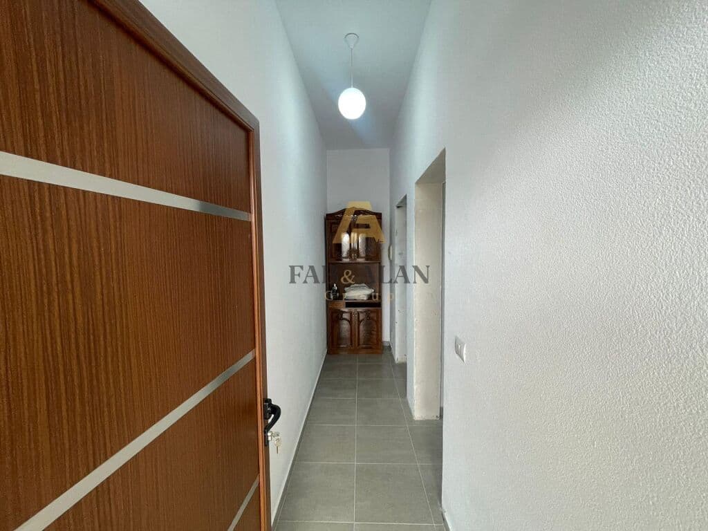 APARTAMENT ME QERA 1+1 TEK RRUGA E DIBRES!
