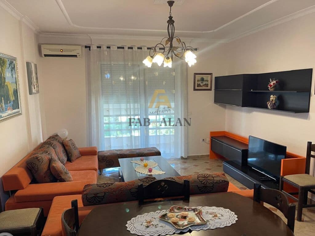 TEK ZOGU I ZI APARTAMENT 1+1 PER QERA!