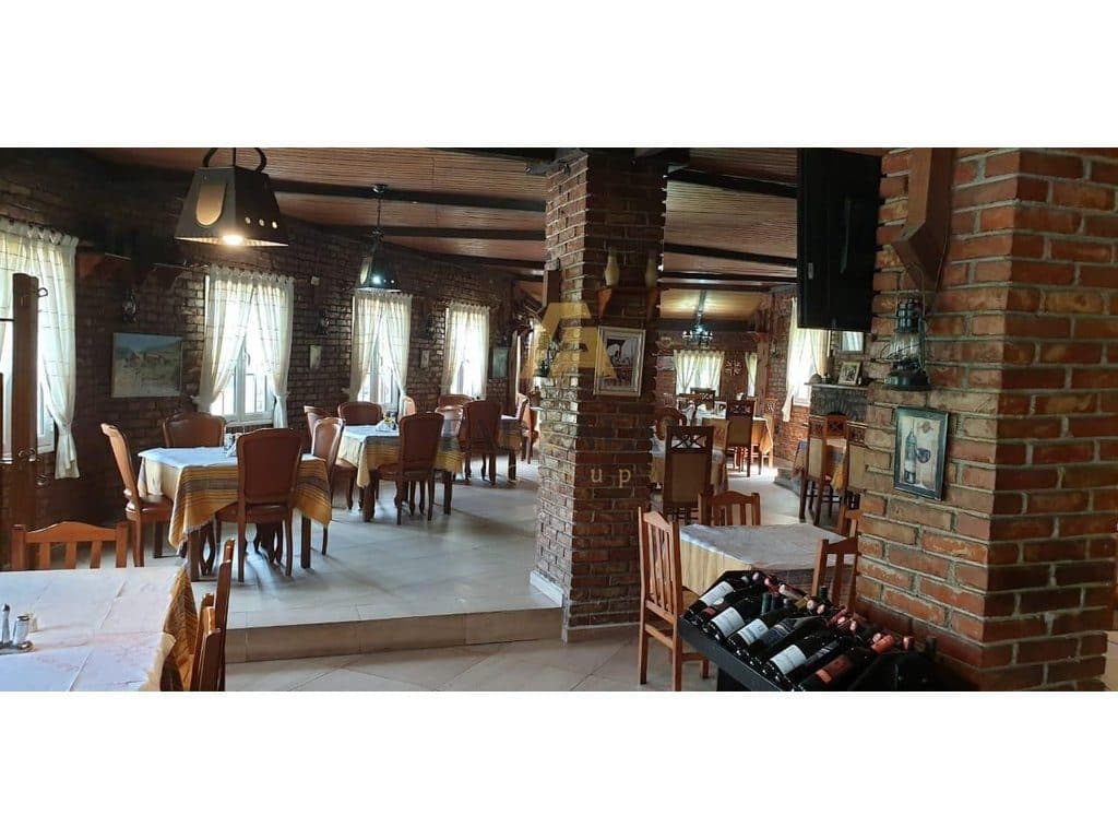 OFROJME RESTORANT PER SHITJE NE IBE!! 4