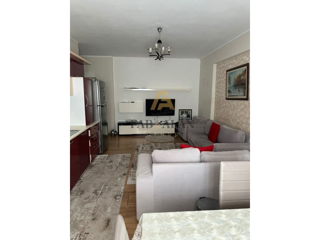 APARTAMENT 2+1 PER SHITJE NE VLORE! 2