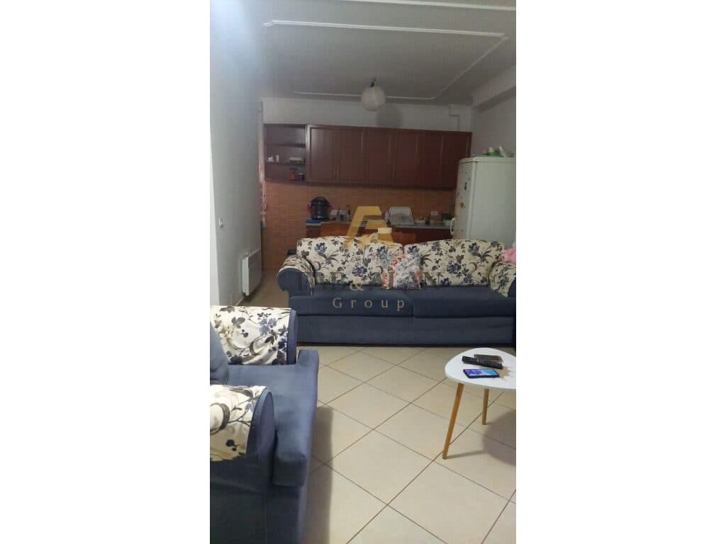 TEK RIZA CEROVA APARTAMENT 1+1 PER QERA! 2