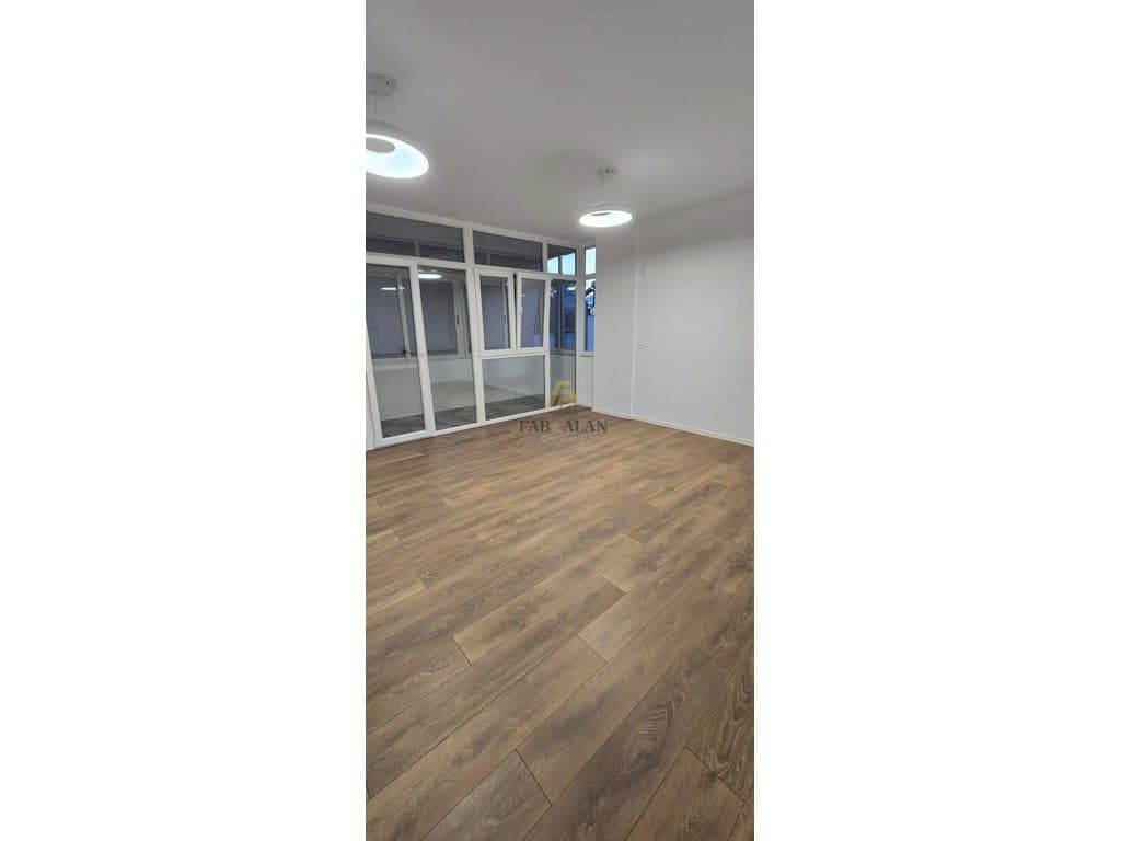 PRANE PROKURORISE SE TIRANES APARTAMENT 2+1+2 PER SHITJE! 2