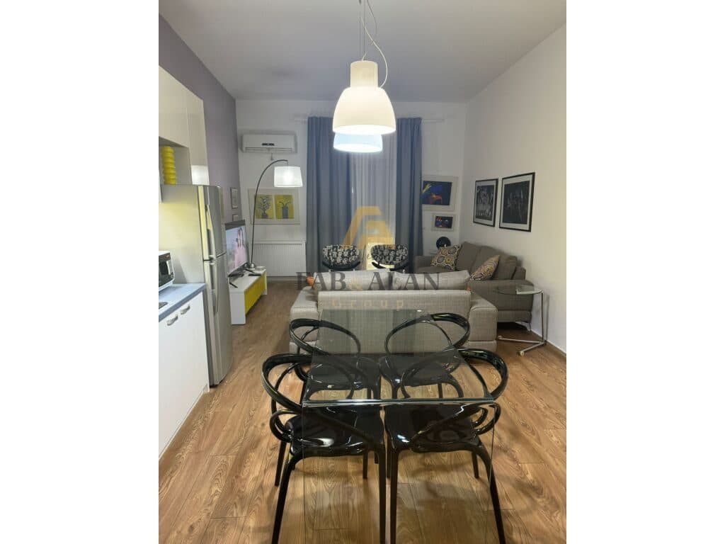 TEK VASIL SHANTO APARTAMENT 2+1 PER SHITJE! 2