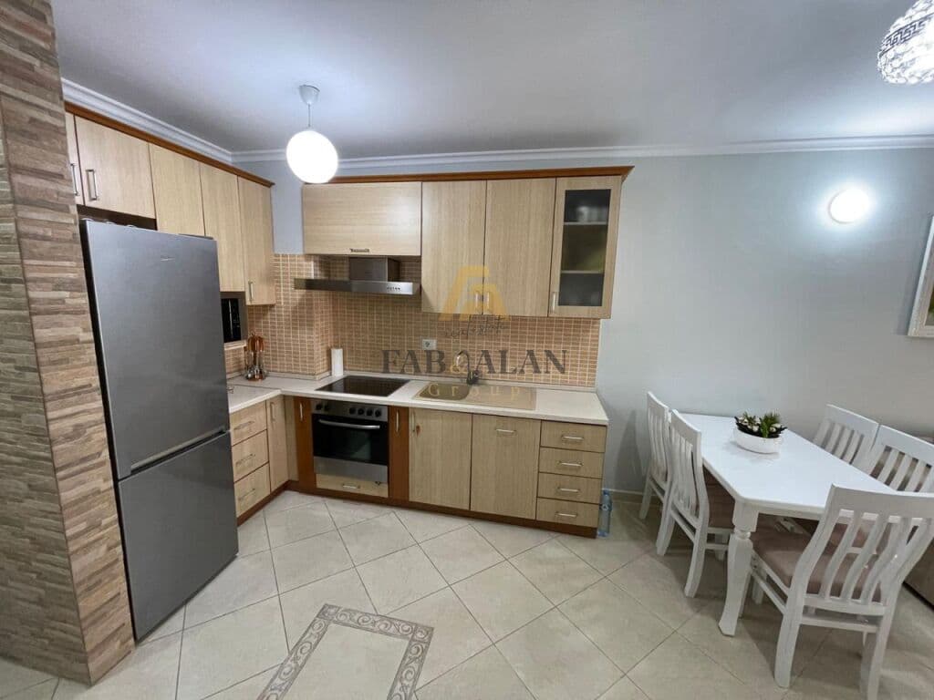 TEK LIQENI I THATE, RRUGA PETI APARTAMENT 2+1 PER QERA! 3