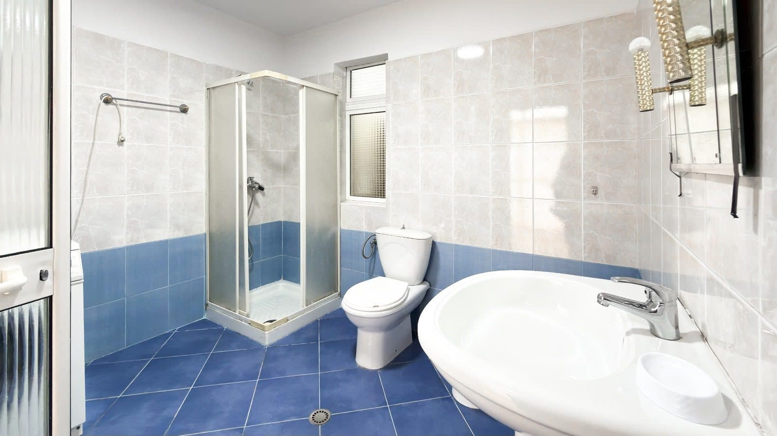 Apartament 2+1+2 Për Shitje në Shkolla e Baletit, Tiranë - 243,600€ | 116 m² 3
