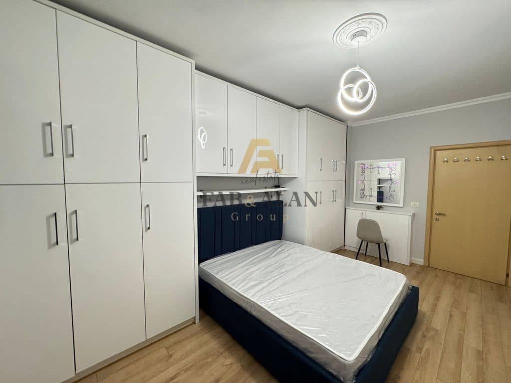🏡 Shitet Apartament 1+1 – Kodra e Diellit, tek Eleonora