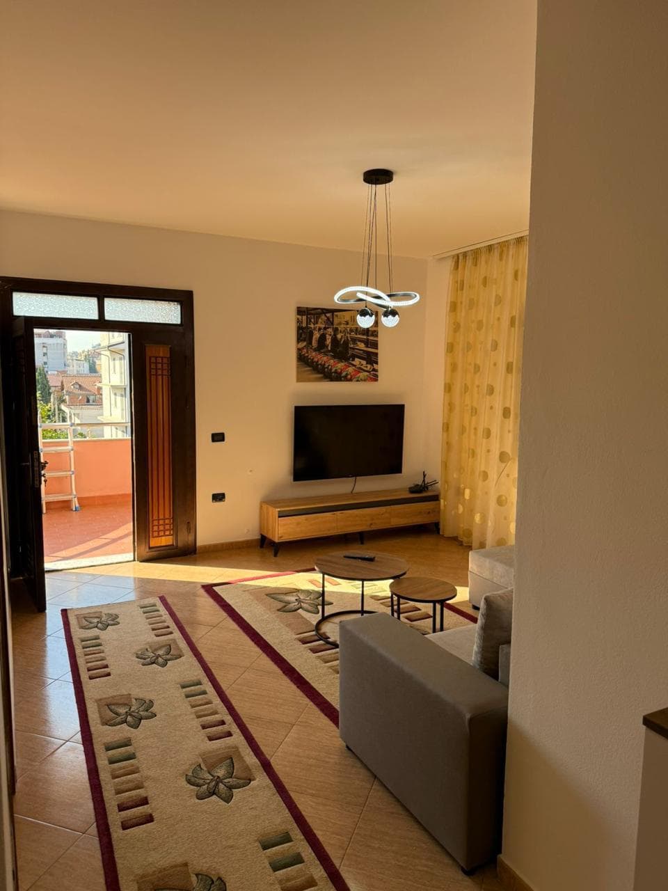 APARTAMENT 2+1-ME QIRA 2