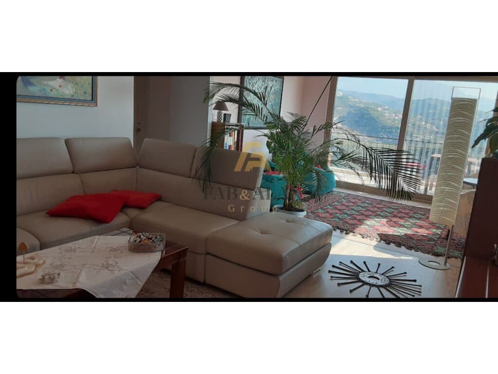 NE LINZE APARTAMENT 2+1 PER QERA ME SUPER PAMJE! 2