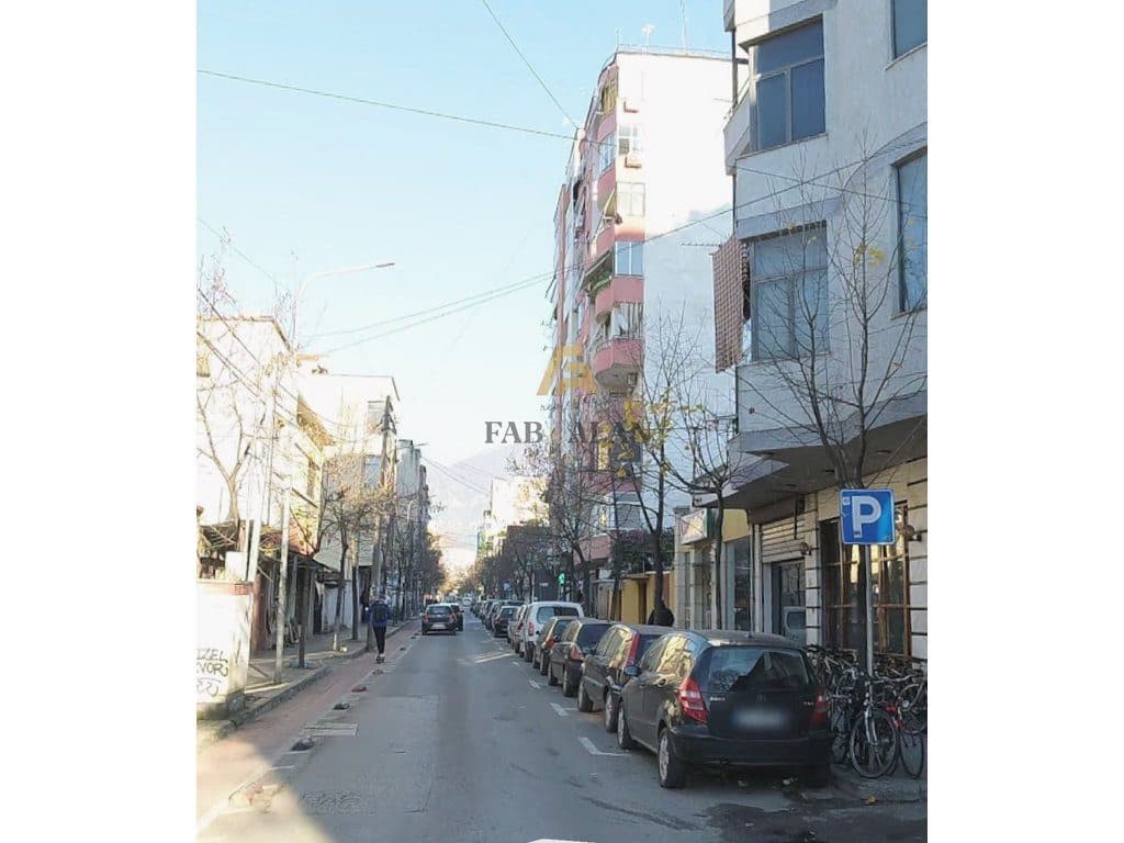 PRANE PAZARIT TE RI APARTAMENT 2+1 PER SHITJE! 1