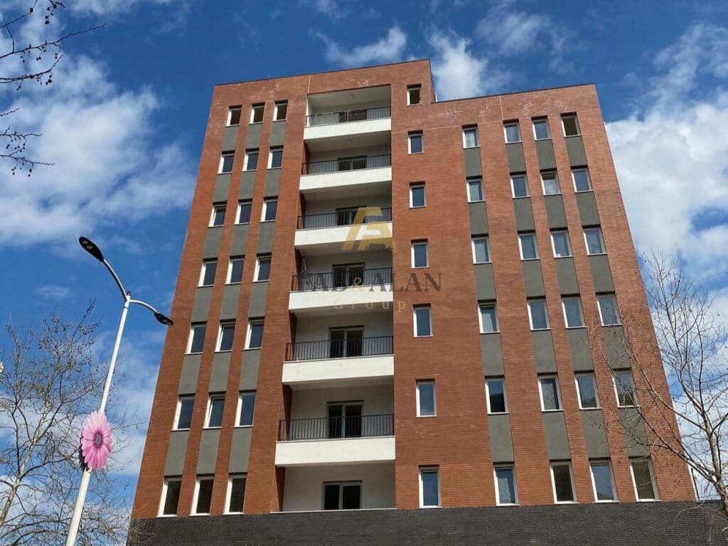 NE KAMEZ AMBIENT BIZNESI PER SHITJE!