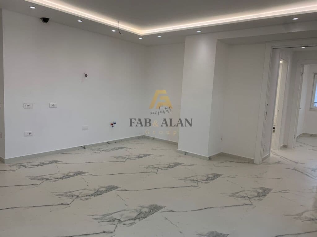 TEK MINE PEZA NE REZIDENCEN DONIKA CENTER APARTAMENT 2+1+2 PER QERA! 2