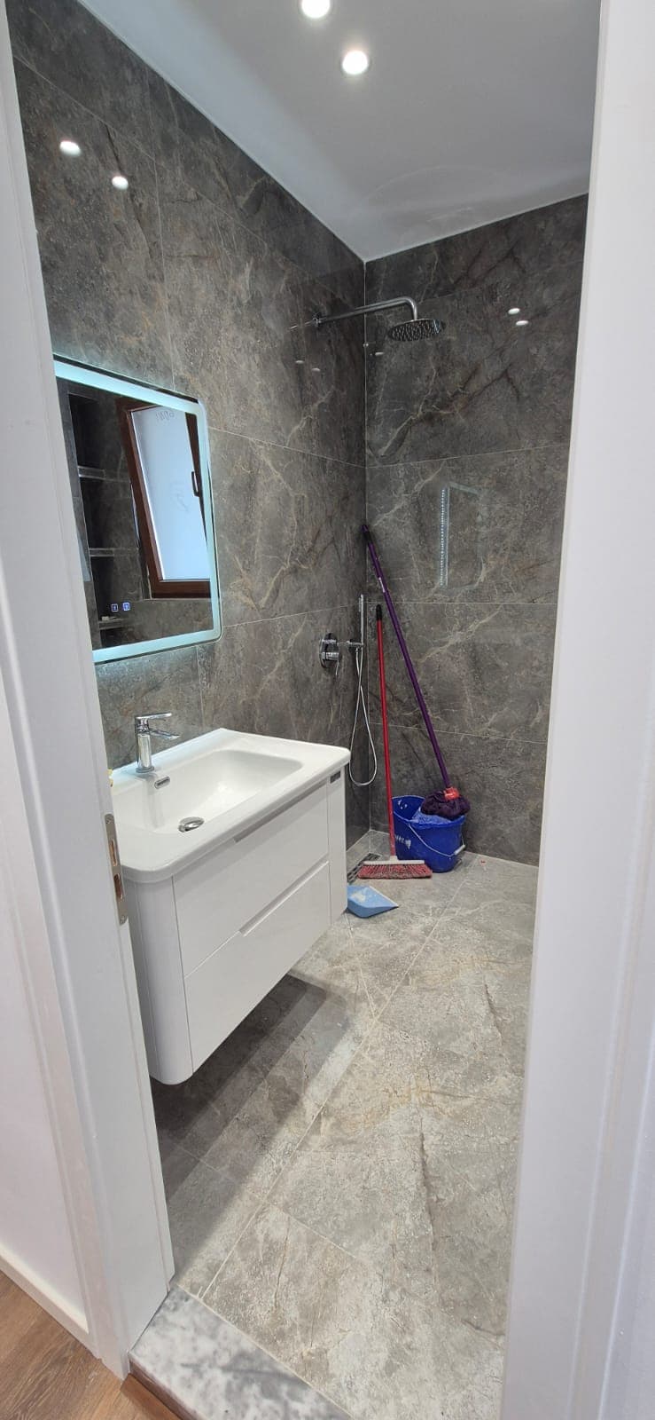 🏡 SHITET APARTAMENT 2+1 – RRUGA FADIL BODINAKU 4