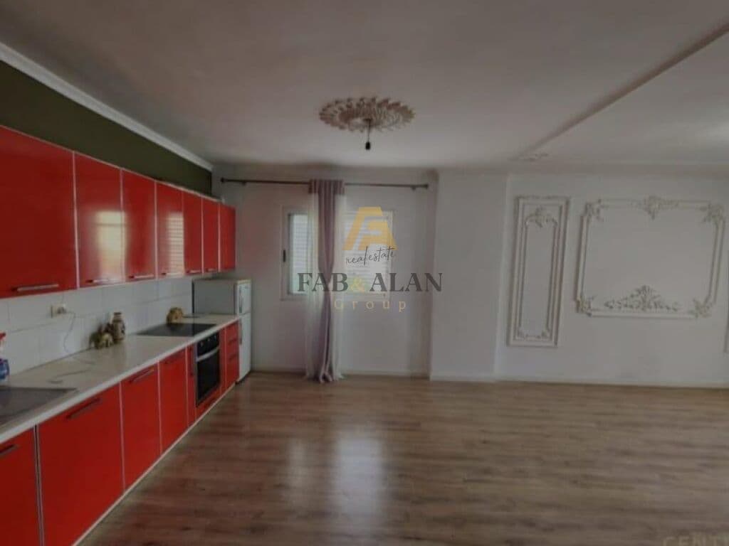 Apartament 2+1 per qera tek Myslym Shyri