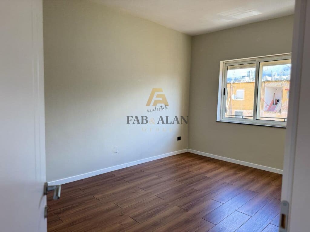 TEK MYSLYM SHYRI APARTAMENT 2+1 PER SHITJE! 3