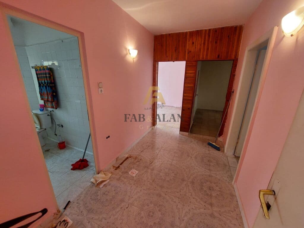 TEK ALI DEMI APARTAMENT 2+1 PER SHITJE! 2
