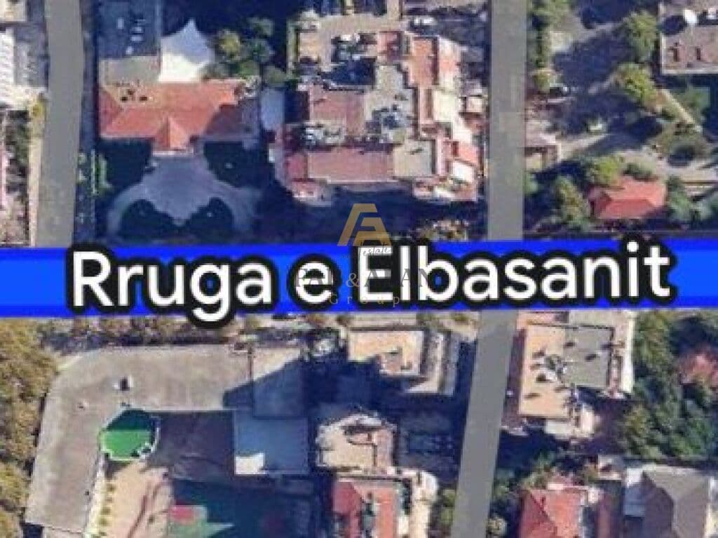 NJESI SHERBIMI PER SHITJE PRANE RRUGES SE ELBASANIT!