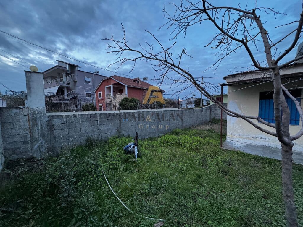 TEK 3-SHI SHTEPI PRIVATE PER SHITJE 4