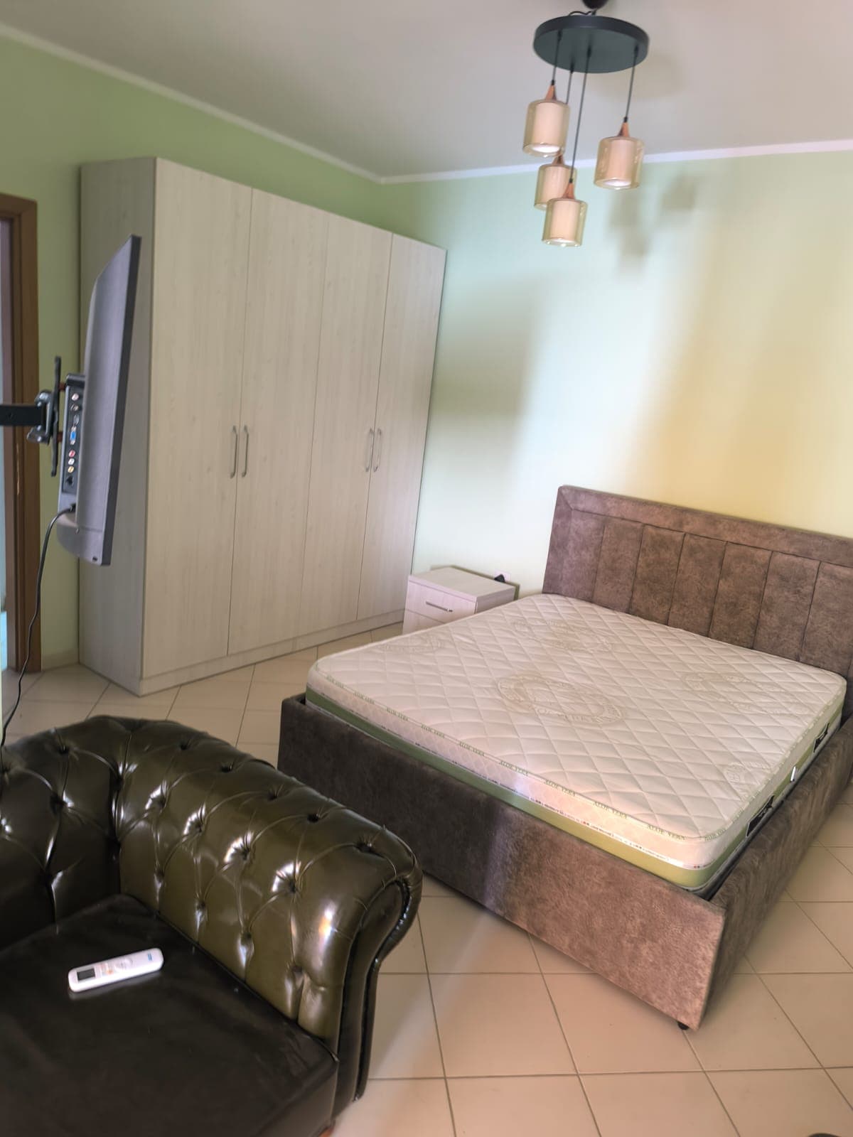 SHITET APARTAMENT NE FRESK 3