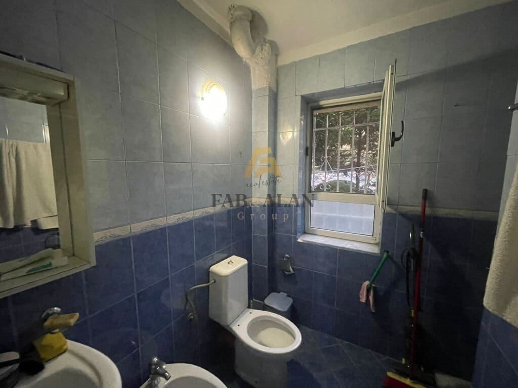OFROJME APARTAMENT 1+1 PER QERA TEK KOMUNA E PARISIT ! 3