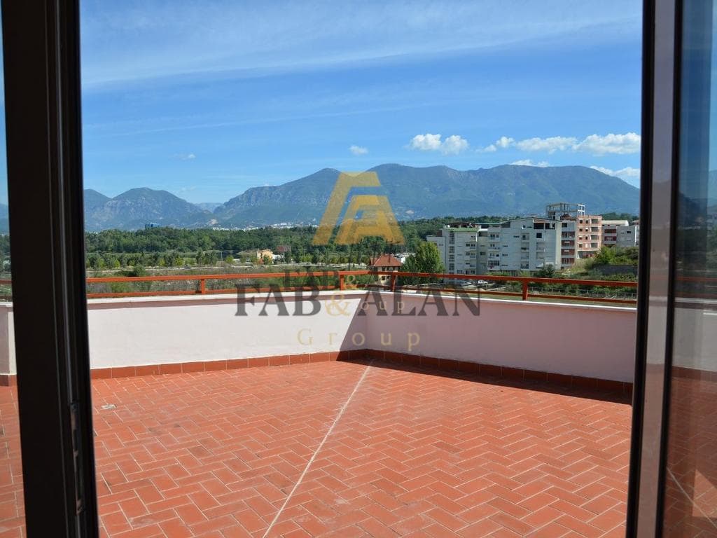APARTAMENT PAPAFINGO ME QIRA - BUZE LIQENIT TE THATE ! 4