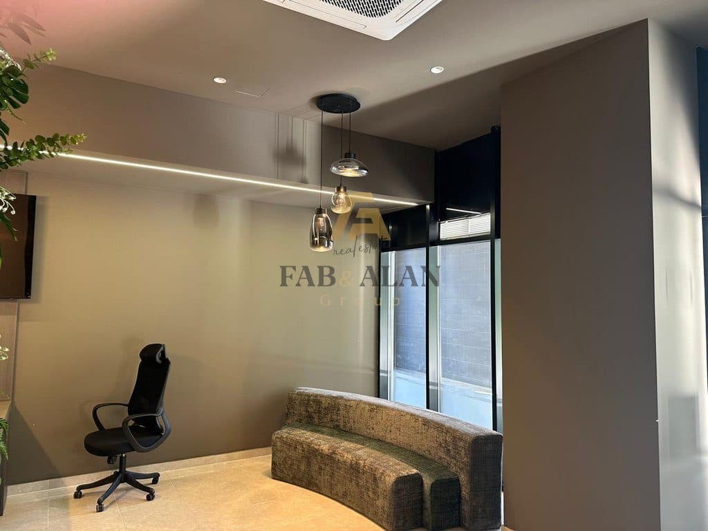 Dyqan 1+1 Me Qera Ish Fusha e Aviacionit - 1400€ | 125 m²
