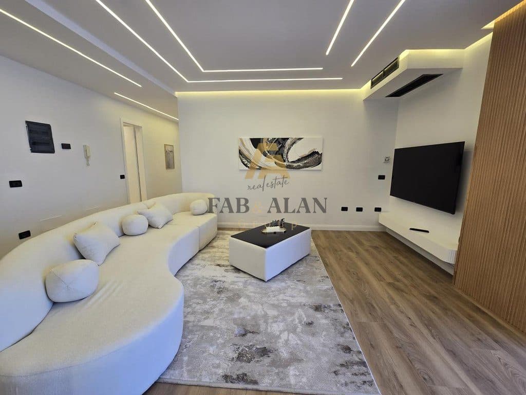 PRANE RRUGES SE KOSOVAREVE SUPER APARTAMENT 2+1+2 PER SHITJE!
