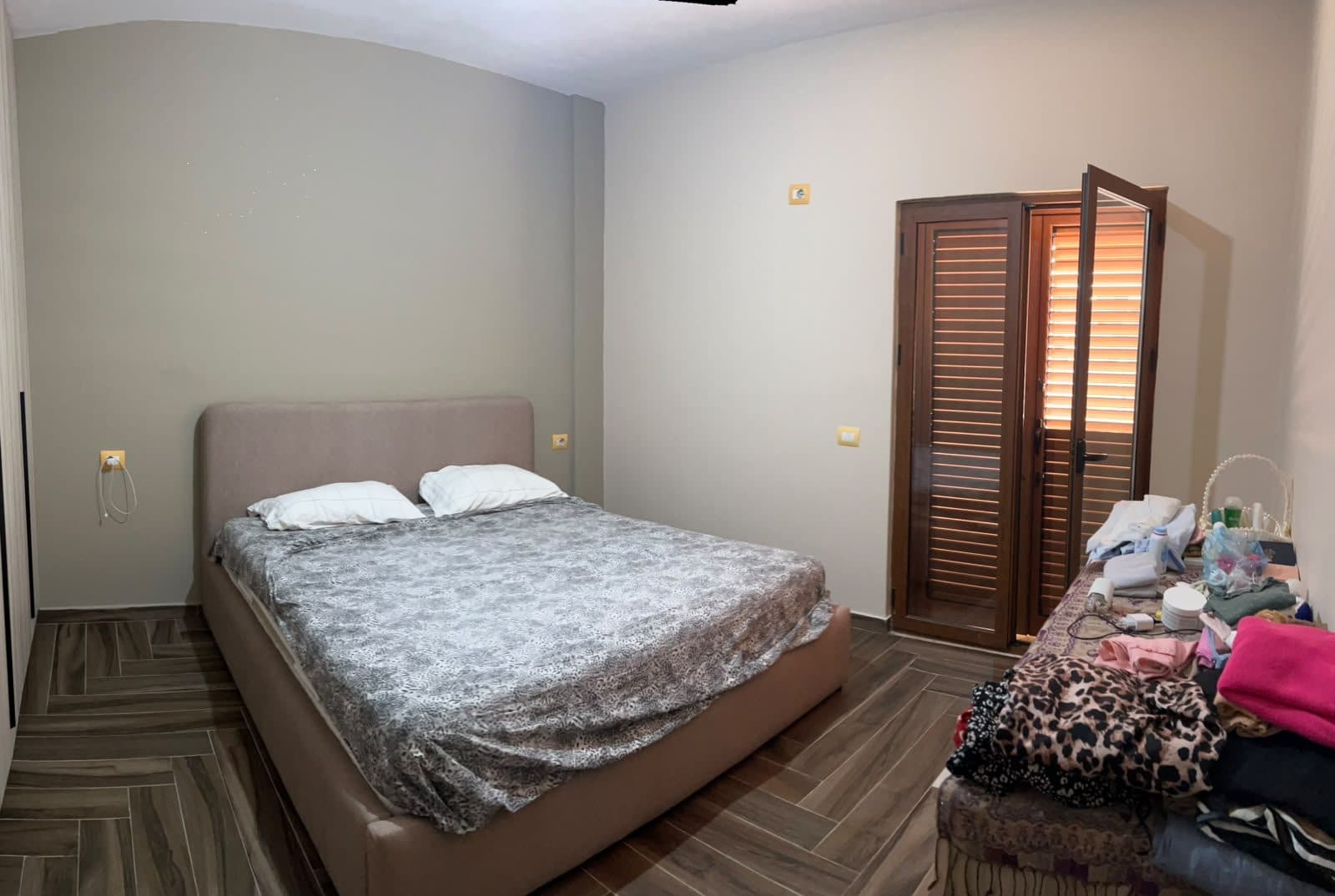 🏡 JEPET ME QIRA APARTAMENT 2+1 – PRANË 5 MAJIT 2