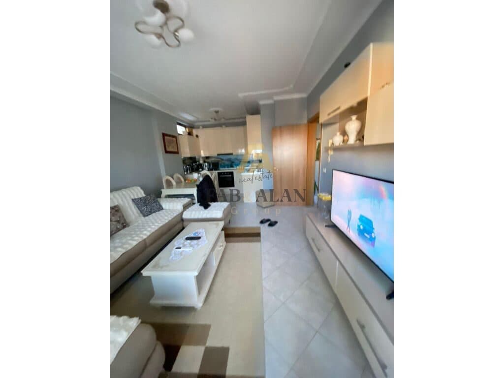 APARTAMENT 2+1 PER SHITJE NE DURRES TEK ISH RAJONI! 2