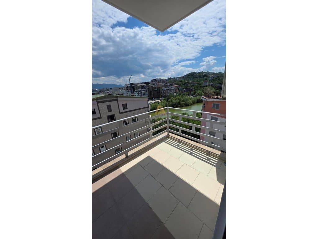 Apartament 2+1 për Shitje në Liqenin e Thatë, Tiranë - €262,700 | 96 m²