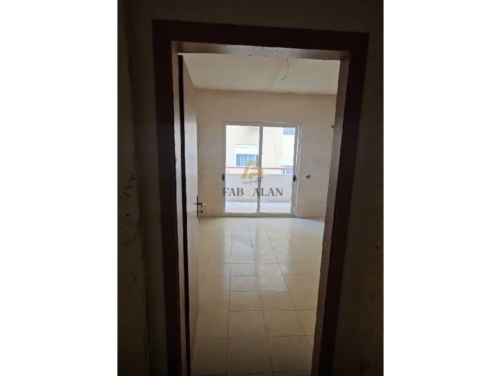 NE QENDER TE DURRESIT APARTAMENT 3+1+2+VERANDE PER SHITJE! 3