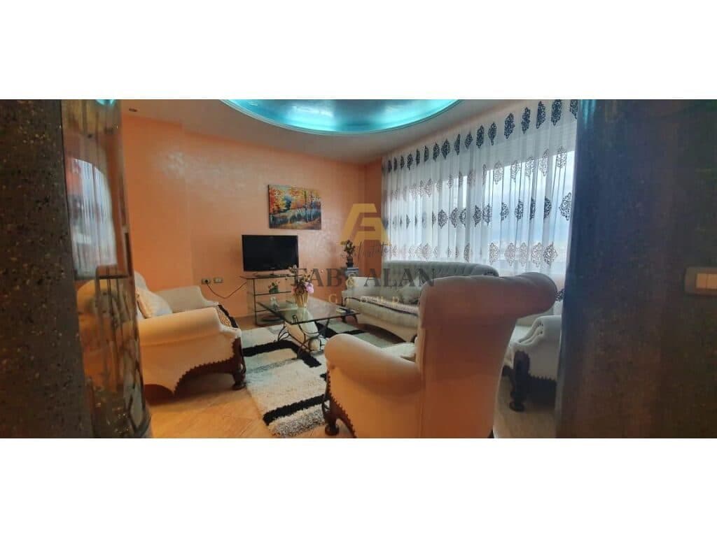 TEK RRUGA E KOSOVAREVE APARTAMENT 1+1 PER QERA! 2