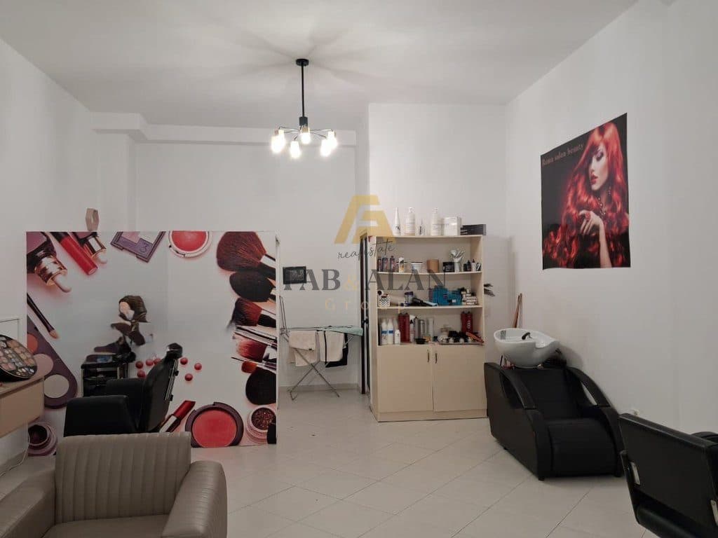 NE ASTIR AMBIENT BIZNESI PER SHITJE!