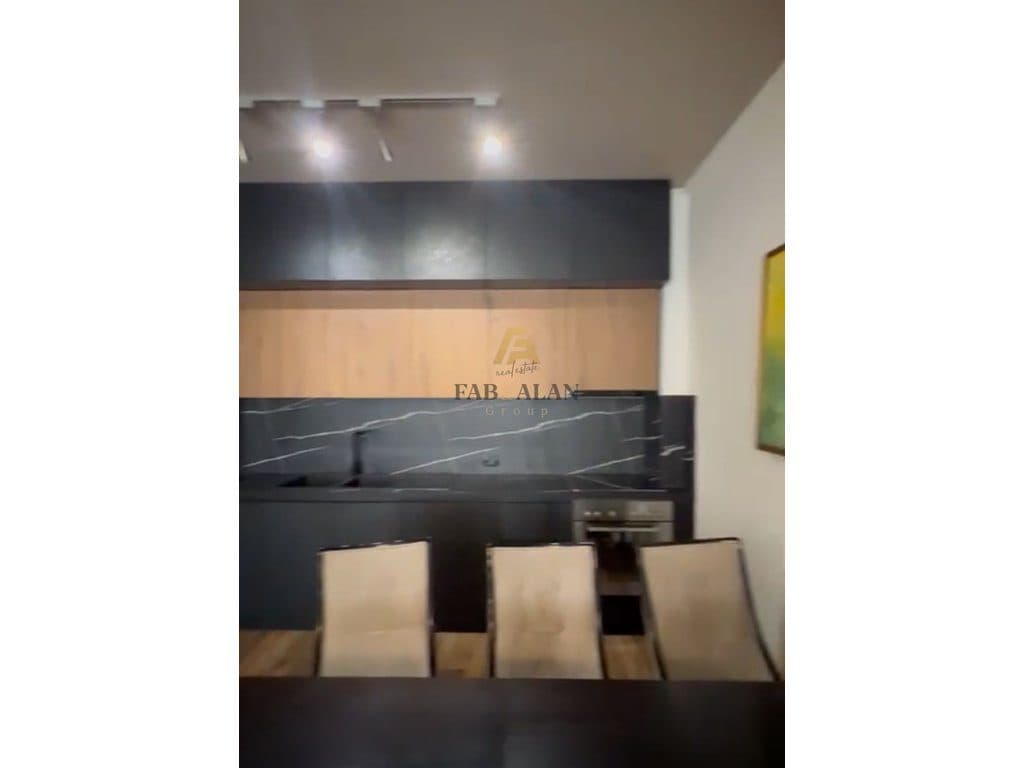 NE ZEMER TE BLLOKUT APARTAMENT LUKSOZ 2+1 PER SHITJE! 4