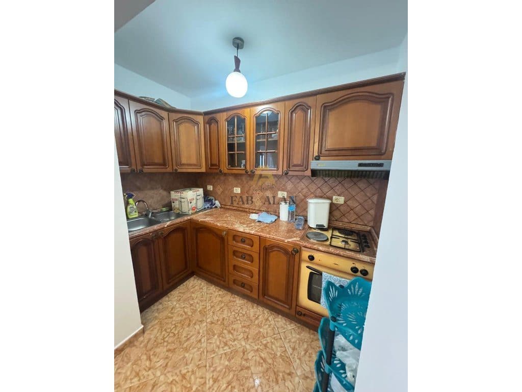 NE KINOSTUDIO APARTAMENT 1+1 PER QERA! 3