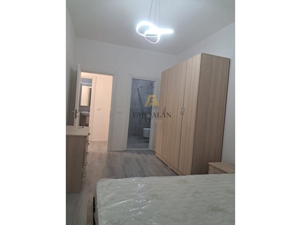 APARTAMENT ME QERA TEK ISH DOGANA 600ALL 4