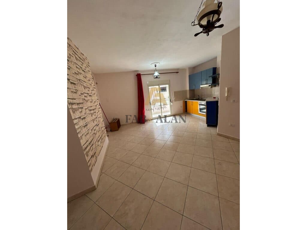 APARTAMENT 1+1 PER SHITJE NE XHAMLLIK!