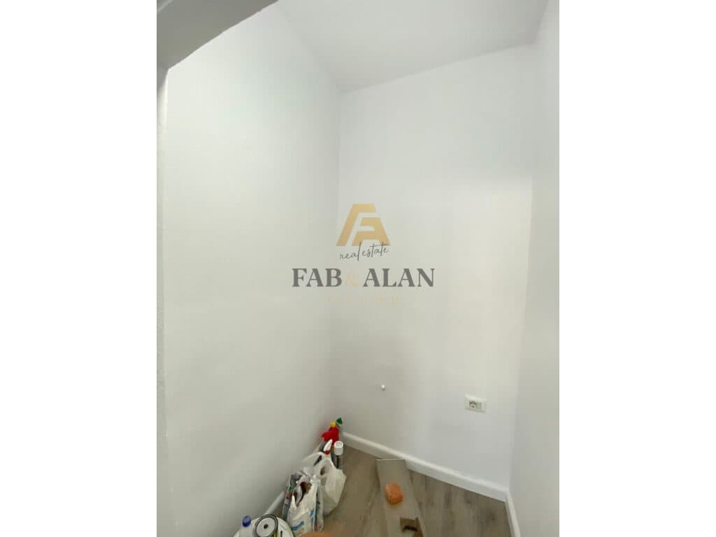 TEK 21 DHJETORI APARTAMENT 2+1 PER SHITJE! 3