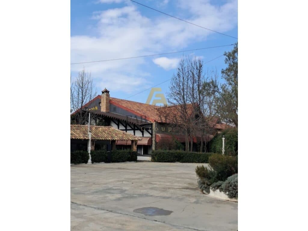 NE BERZHITE RESORT TURISTIK PER QERA!